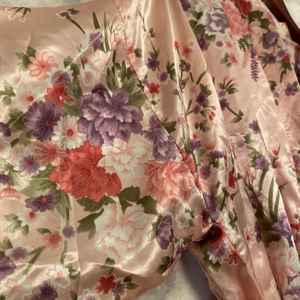 Pink Silky Robe - Picture 4 of 6